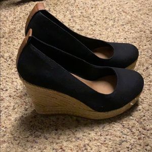 Aldo wedges